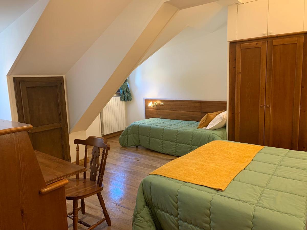 Hotel Serena Cortina Cortina dʼAmpezzo Exteriör bild
