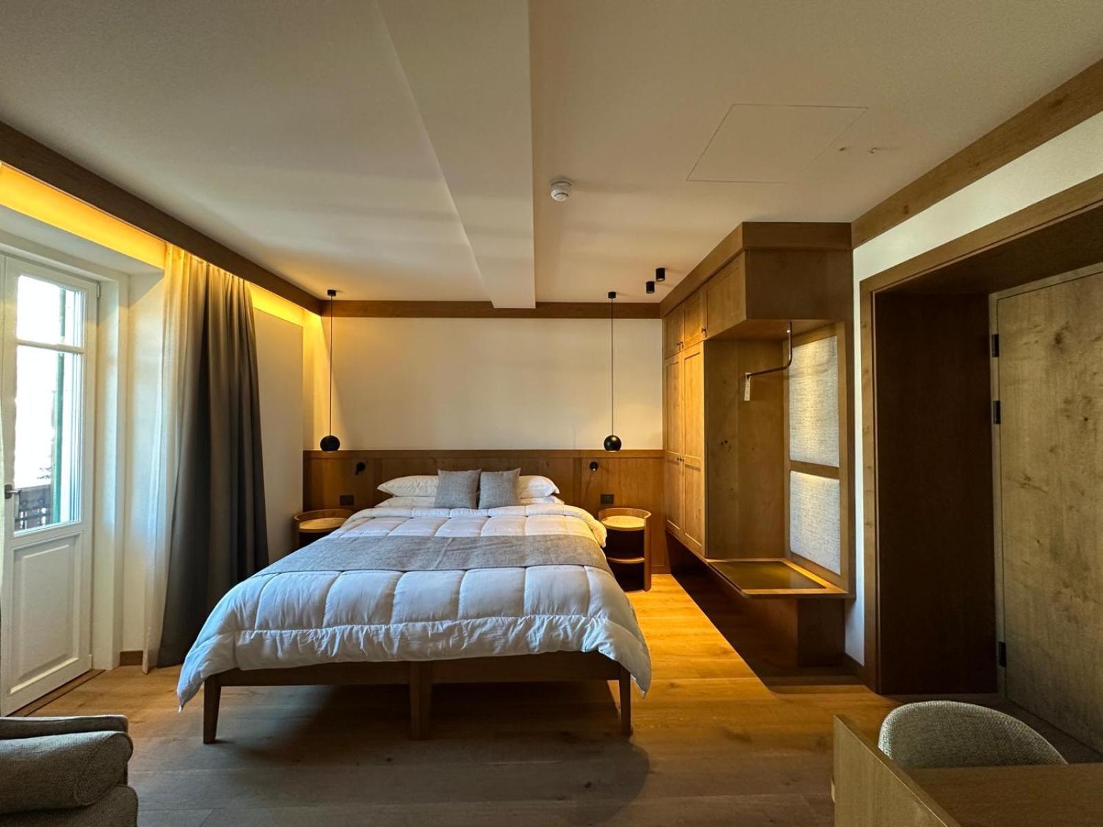 Hotel Serena Cortina Cortina dʼAmpezzo Exteriör bild